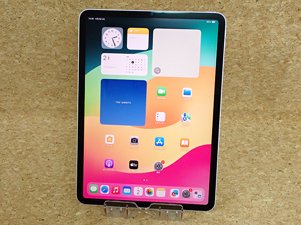 ☆【中古 美品】iPad Pro 11インチ 第4世代 Wi-Fi 256GB シルバー MNXG3J/A 2022年秋モデル 本体 付属 完品(PZ104-20)の画像2