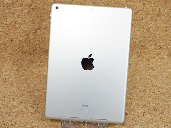 【中古 美品】iPad 10.2インチ 第9世代 Wi-Fi 64GB シルバー MK2L3J/A 2021年秋モデル 本体 バッテリー最大容量100％(PDA254-43) の画像2