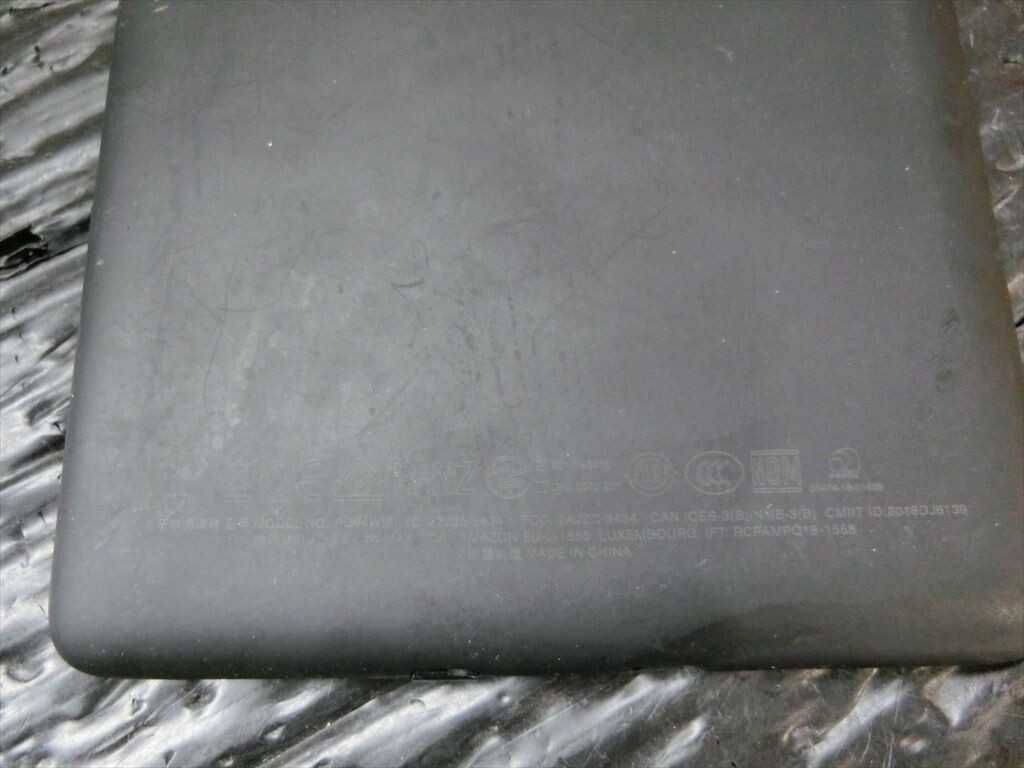 T【Y3-01】【60サイズ】▲Kindle Paperwhite 電子書籍 32GB 広告なし/防水機能搭載/通電可/ジャンク扱い/※傷・汚れ有