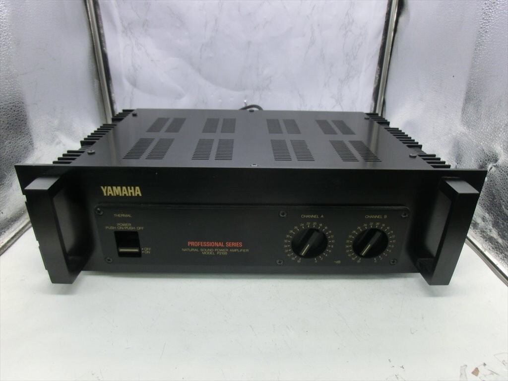 T[3.-65][140 размер ]YAMAHA Yamaha P2100 усилитель мощности /PA оборудование / работоспособность не проверялась / электризация возможно /* царапина загрязнения иметь 