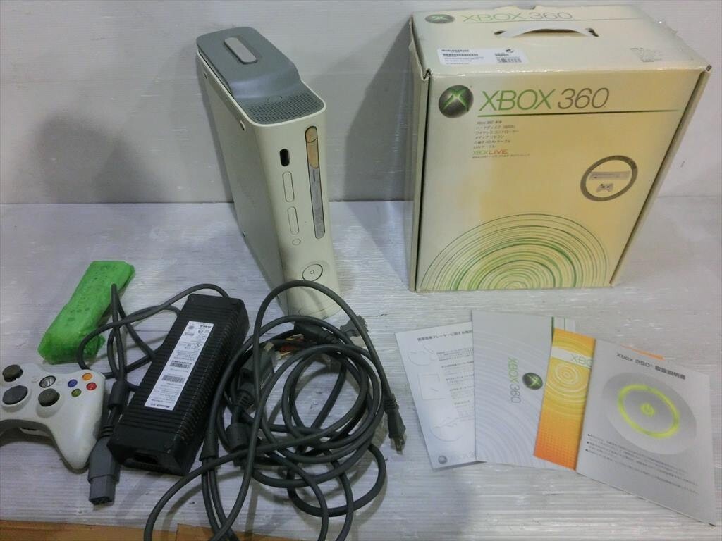 T【B4-14】【100サイズ】マイクロソフト/XBOX360 本体セット/ゲーム機/通電可/ジャンク扱い/※傷・汚れ・外箱傷み有