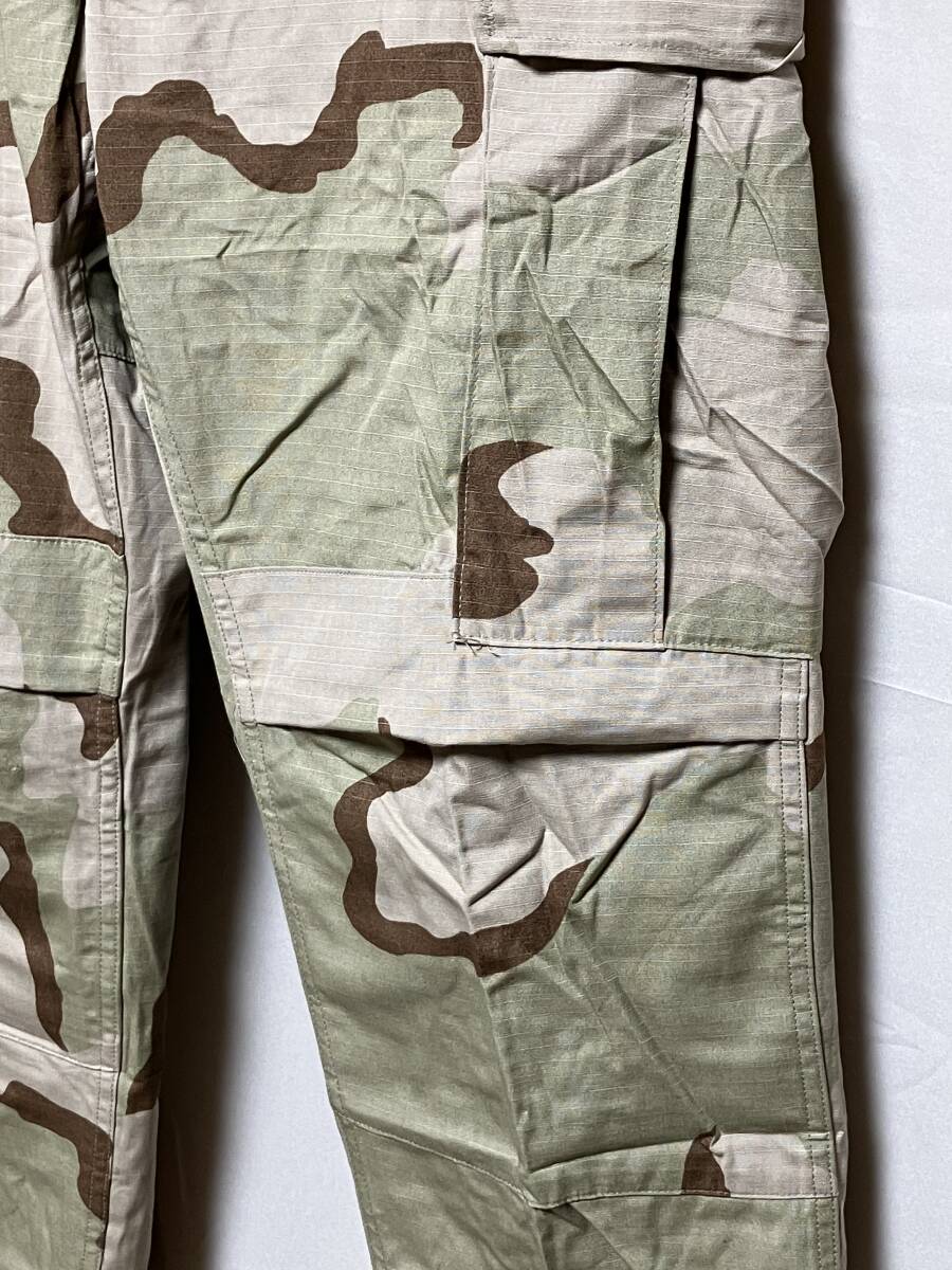 米軍実物 未使用 BDU パンツ M-R コットン100％ リップストップ デザート 3カラー デッドストック 3C 砂漠迷彩 カーゴパンツ _画像7