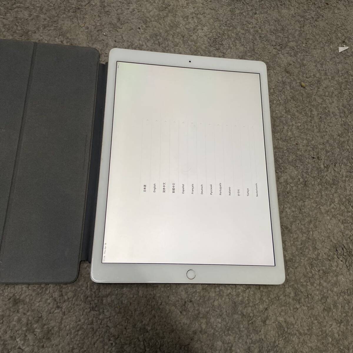 AppleiPad12.9インチ 第2世代 Wi-Fi A1670シルバー/動作品/アクティベーションロックがかかっているのでジャンク品として扱われますの画像2