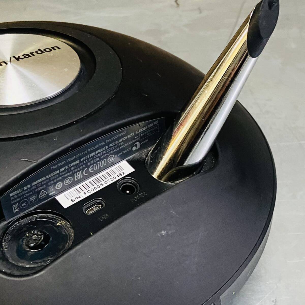 【現状渡し品】 harman kardon onyx studio Bluetooth ワイヤレススピーカー 中古品の画像5