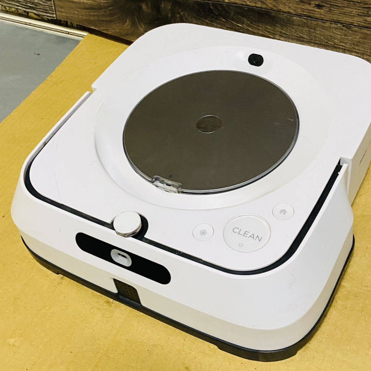 アイロボット iRobot m613860 [床拭きロボット ブラーバジェット m6（Braava jet m6） ホワイト]動作品_画像4