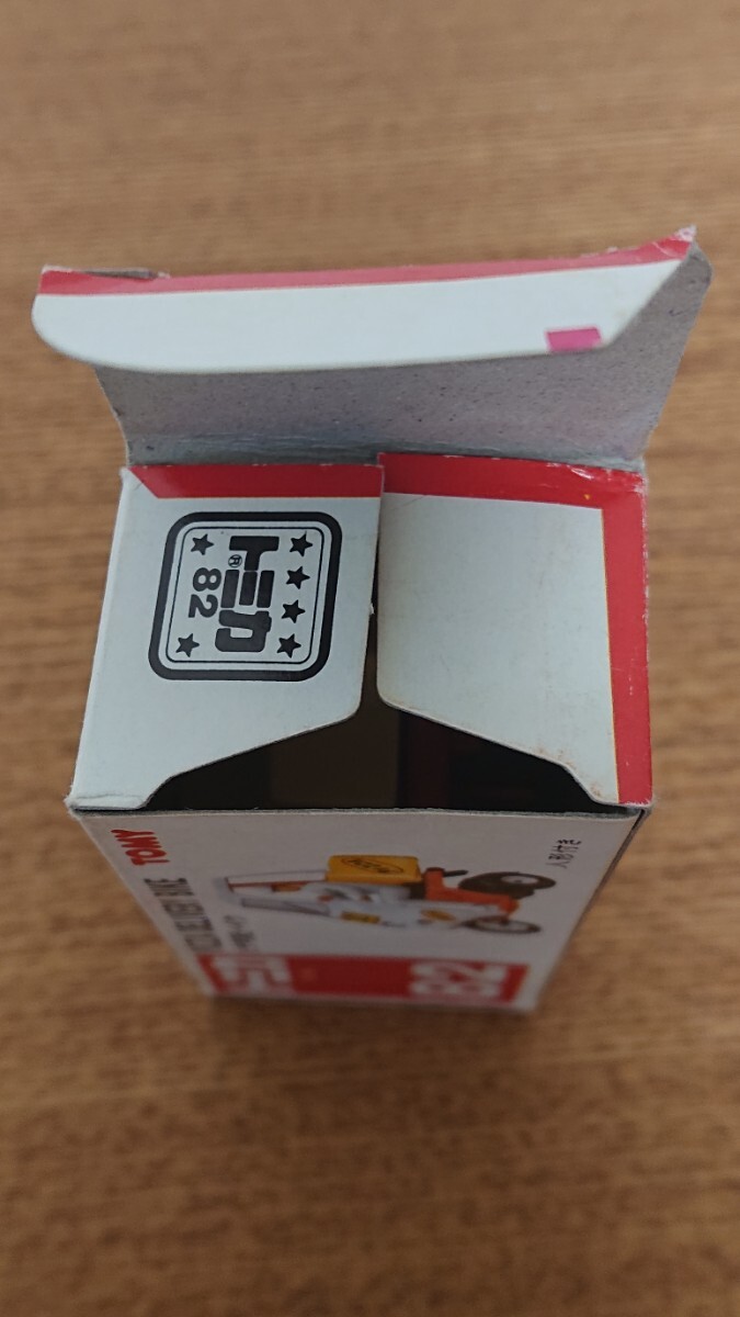 トミカ ミニカー 赤箱 日本製 82 ピザ宅配 バイク PIZZA DELIVERY BIKE トミー TOMY _画像4