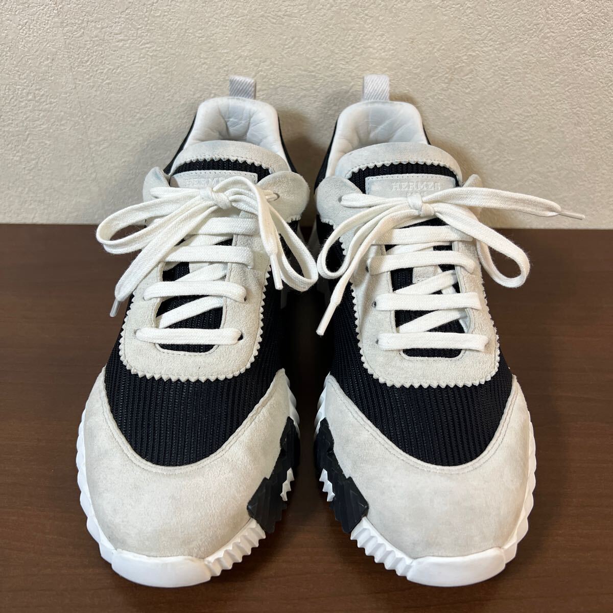 【美品】HERMES エルメス バウンシング スニーカー size 39 ブラック × ホワイトの画像2