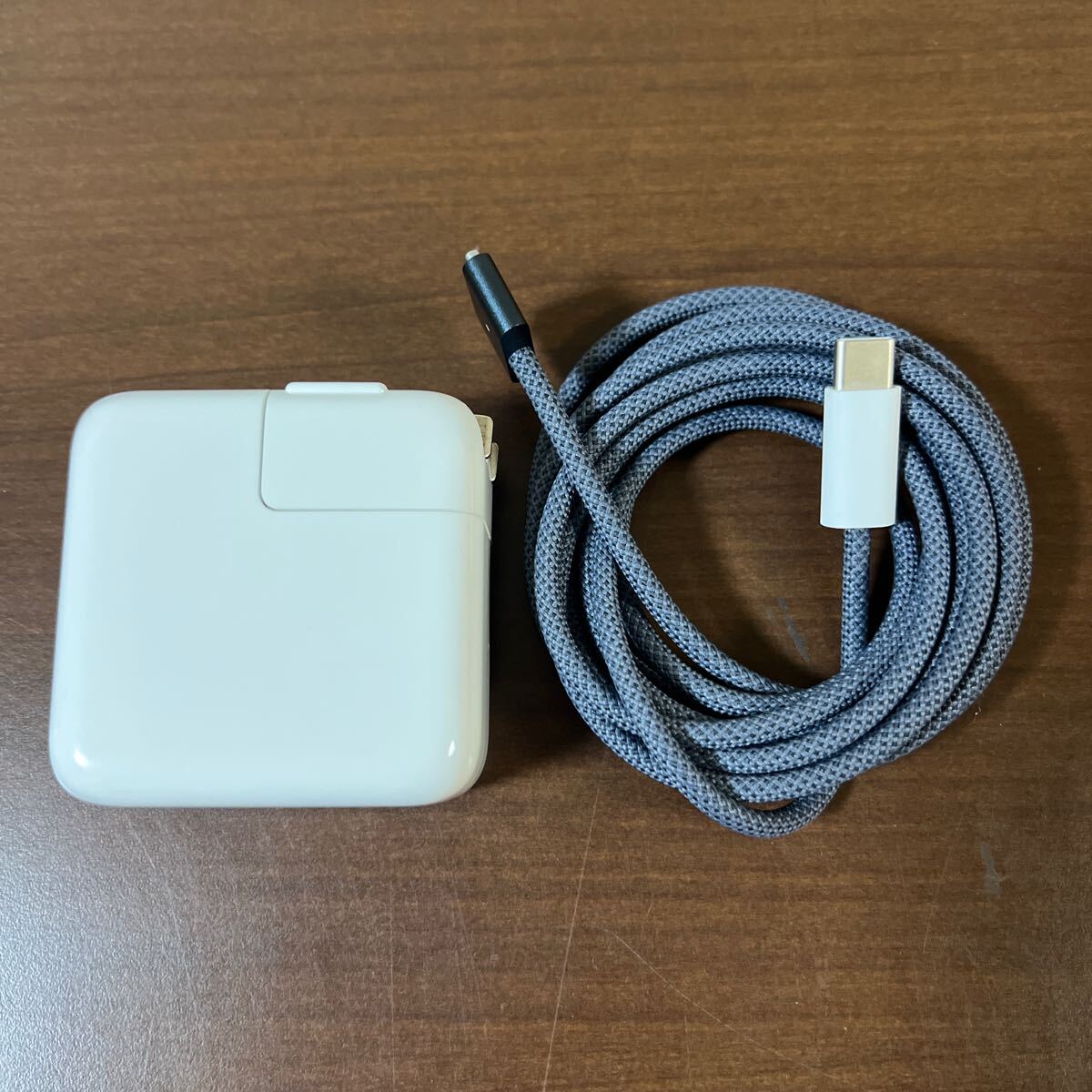 【美品】Apple MacBook Air 2022 13インチ M2 MLY33J/A ミッドナイト 説明文参照