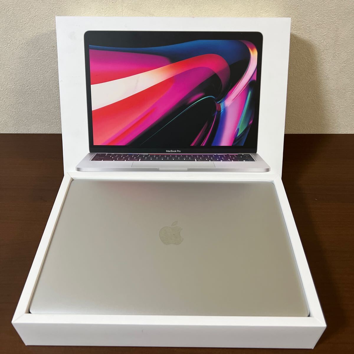 【美品】Apple MacBook Pro 13インチ M1 16GB 1TB Z11F000D6 カスタマイズモデル 説明文参照の画像1