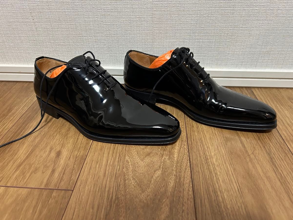 MAGNANNI エナメルシューズ　5.5サイズ(23.5-24.0cm程度) 試着のみほぼ新品