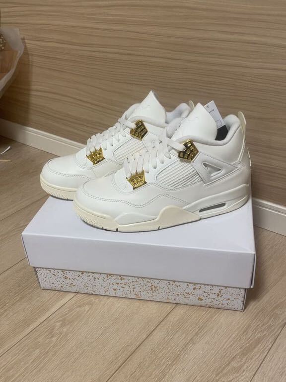 新品未使用　Nike WMNS Air Jordan4 Retro White & Gold 27cmナイキ ウィメンズ エアジョーダン4 レトロ ホワイト アンド ゴールド_画像1