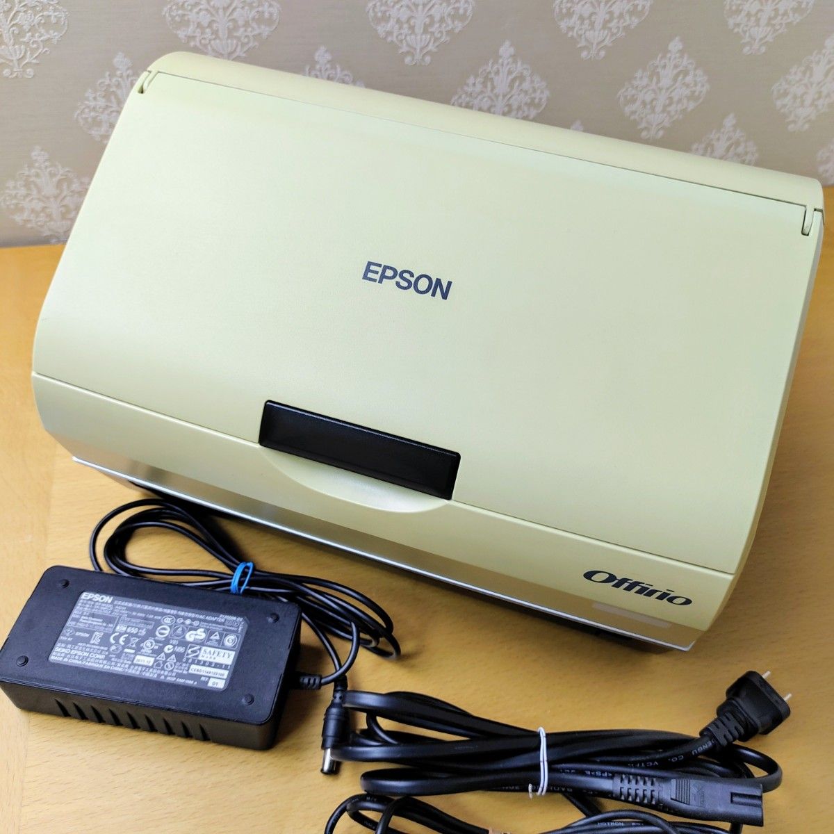 【業務用】EPSON☆ドキュメントスキャナー　ES-D200　両面同時　連続読込　エプソン　格安　スピードスキャン