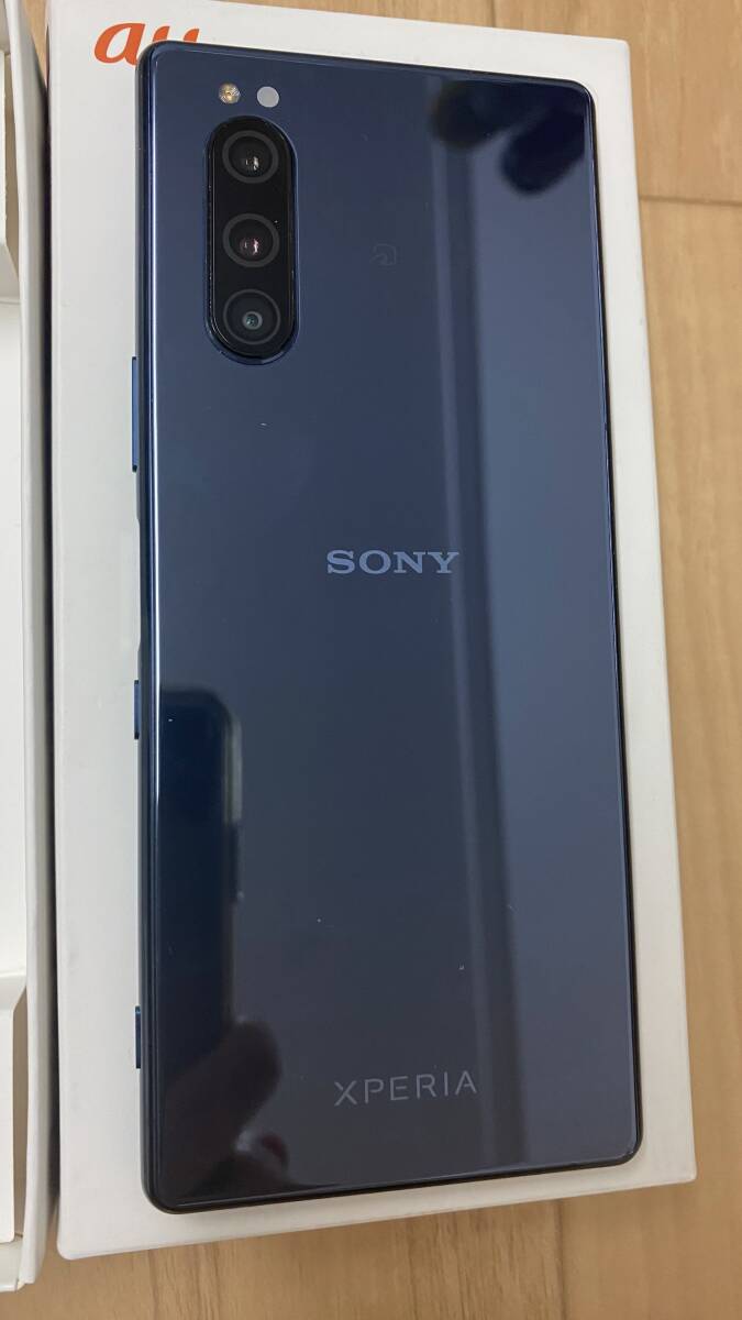 Xperia 5 ブルー 6.1インチ メモリー6GB ストレージ64GB 中古美品_画像2