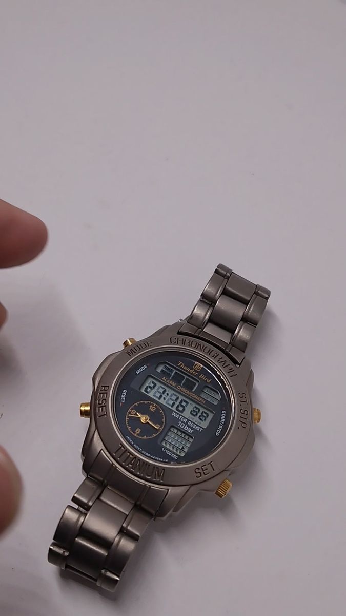 CITIZEN Thunder Bird　TITANIUM 稼働品　ジャンク