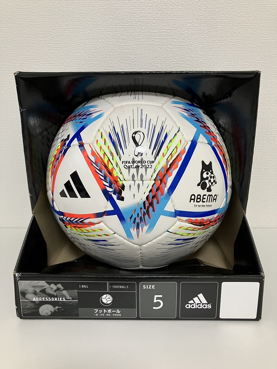 非売品 サッカーボール アル・リフラ リーグ ルシアーダ 5号球 アディダス AF552LU_画像1