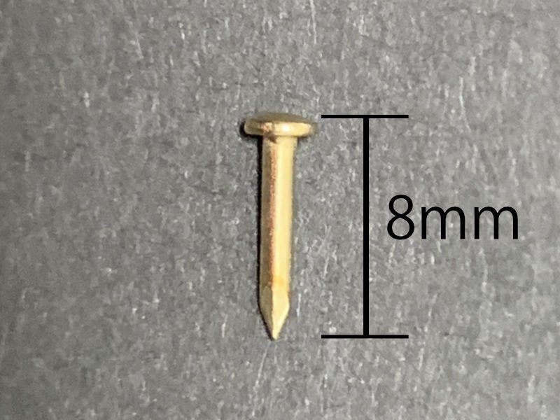 送料無料★小型蝶番・ヒンジ 10×8mm ゴールド 8個セット 釘付き ／ドールハウス、ミニチュア、ジオラマ、模型にの画像7