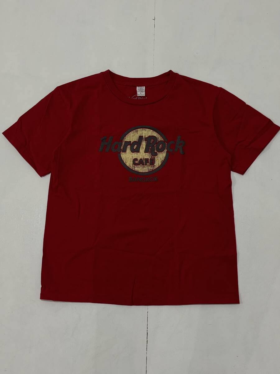 【Hard Rock CAFE】ハードロックカフェ Bangkok バンコク タイ製 ロゴ プリント クルーネック Tシャツ バンドＴ バンＴ 半袖 赤 レッド