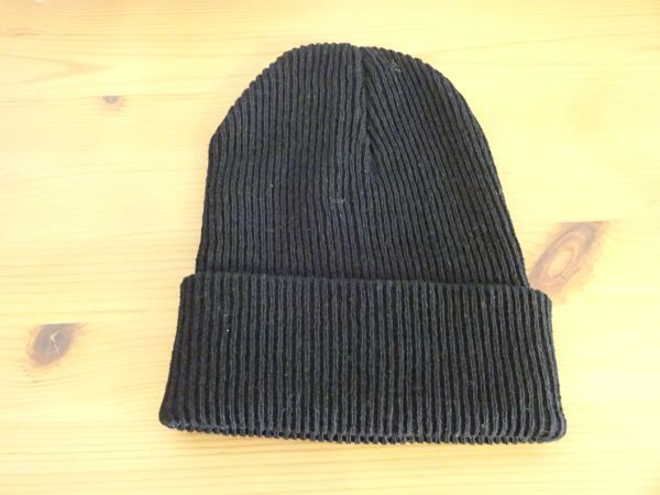（DAISO）キッズ・ガールズ　黒色帽子　ニット帽　サイズ５６cm〜５８cm　キャップ　帽子　スタイルハット_画像6