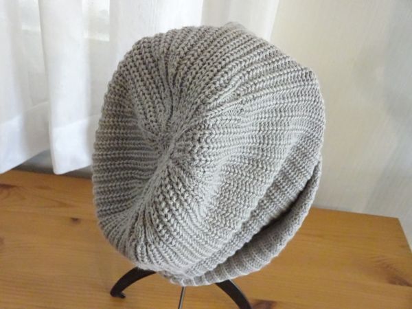 （TIGHT BOOTH）メンズ　灰色帽子　編み込みニット帽　サイズ５７cm〜５９cm　キャップ　帽子　スタイルハット_画像4