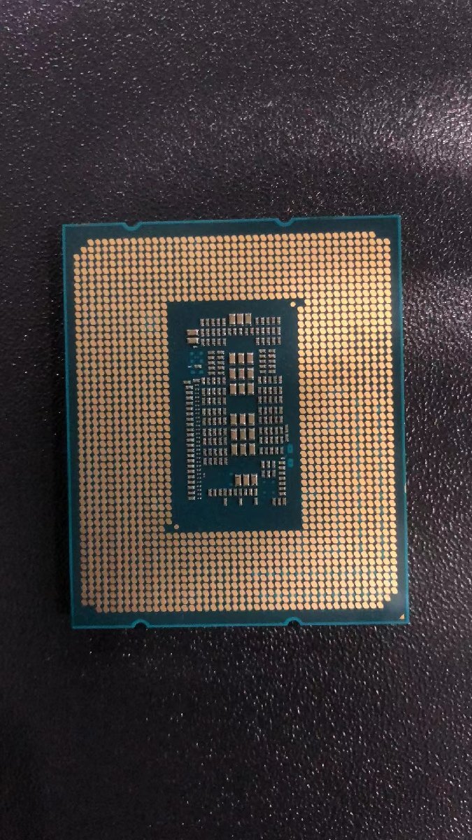 CPU インテル Intel Core I9-12900KF プロセッサー 中古 動作未確認 ジャンク品 - A173の画像2