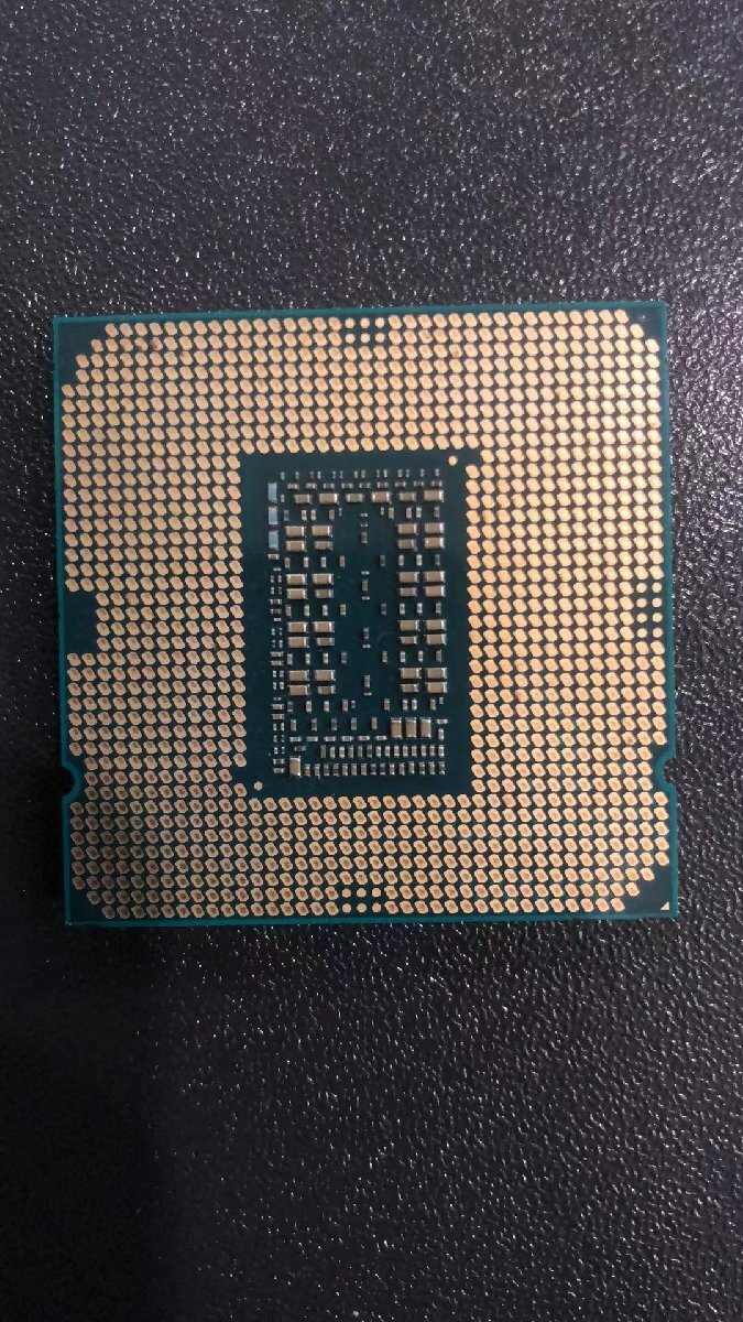 CPU インテル Intel Core I9-11900K プロセッサー 中古 動作未確認 ジャンク品 - A280の画像2