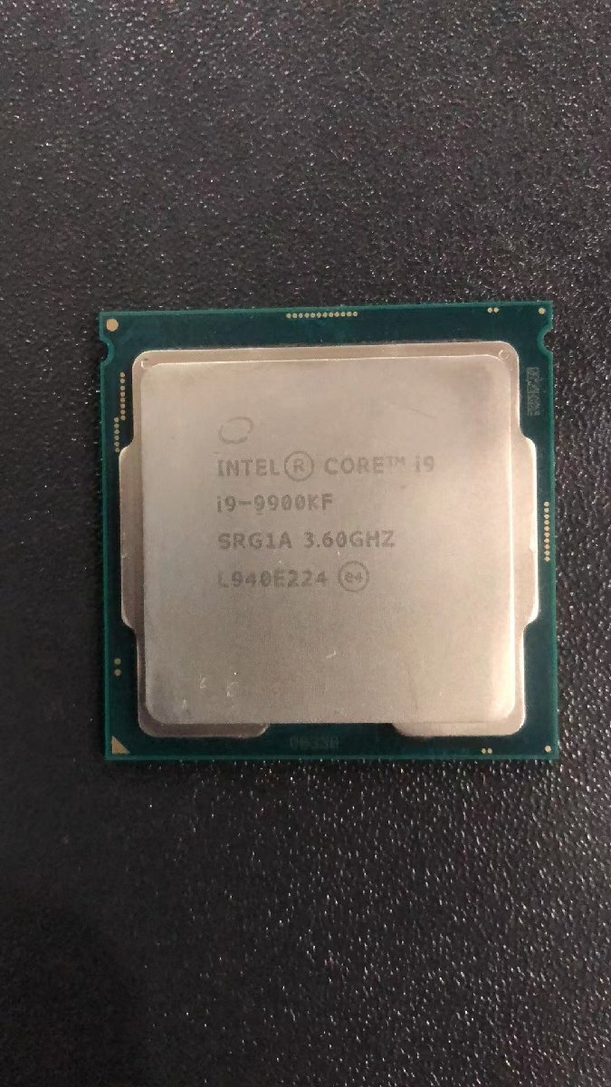 CPU インテル Intel Core I9-9900KF プロセッサー 中古 動作未確認 ジャンク品 - A396の画像1