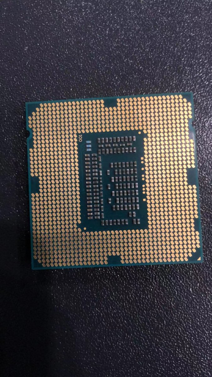 CPU インテル Intel Core I7-3770K プロセッサー 中古 動作未確認 ジャンク品 - A321