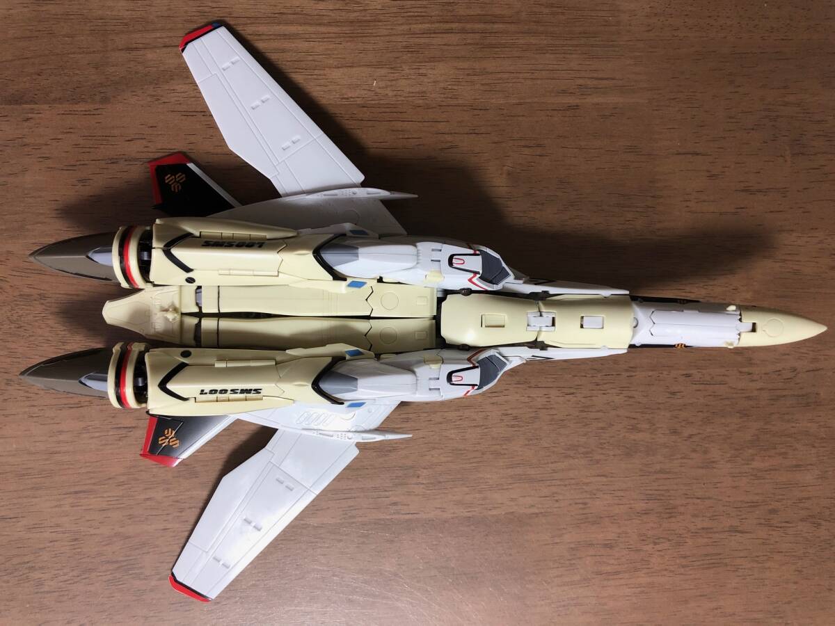 バンダイ　マクロスF　DX超合金　GE-42　完全変形　VF-25F　メサイアバルキリー早乙女アルト機　+　スーパーパーツ　早乙女アルト機カラー_画像6