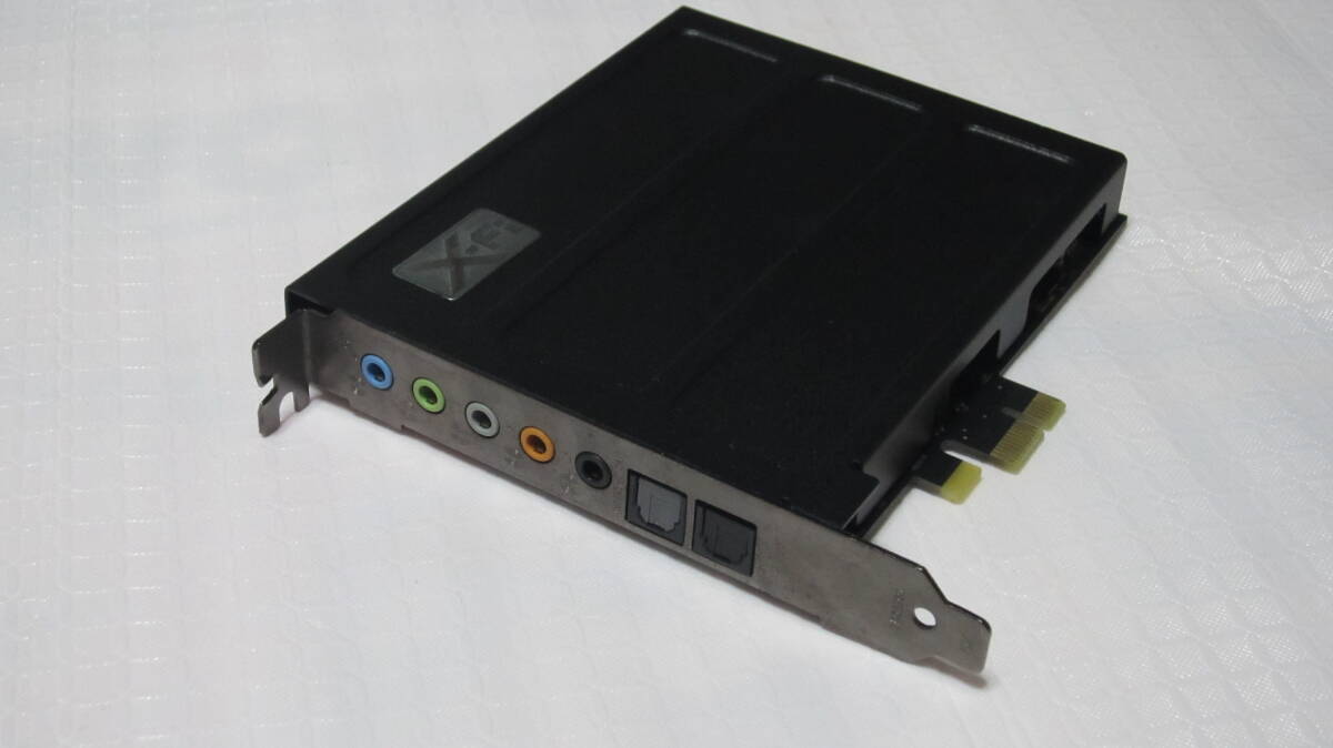 *Creative sound card PCI Express Sound Blaster X-Fi Titanium Professional Audio SB-XFT-PA accessory attaching 