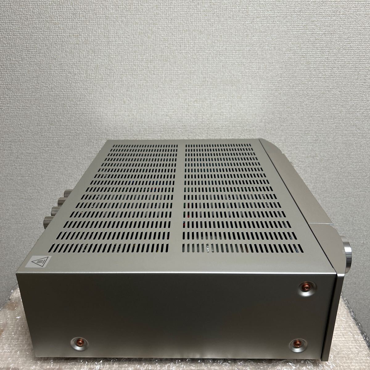 展示品 マランツ Marantz プリメインアンプ （シルバーゴールド） PM8006/FNの画像3