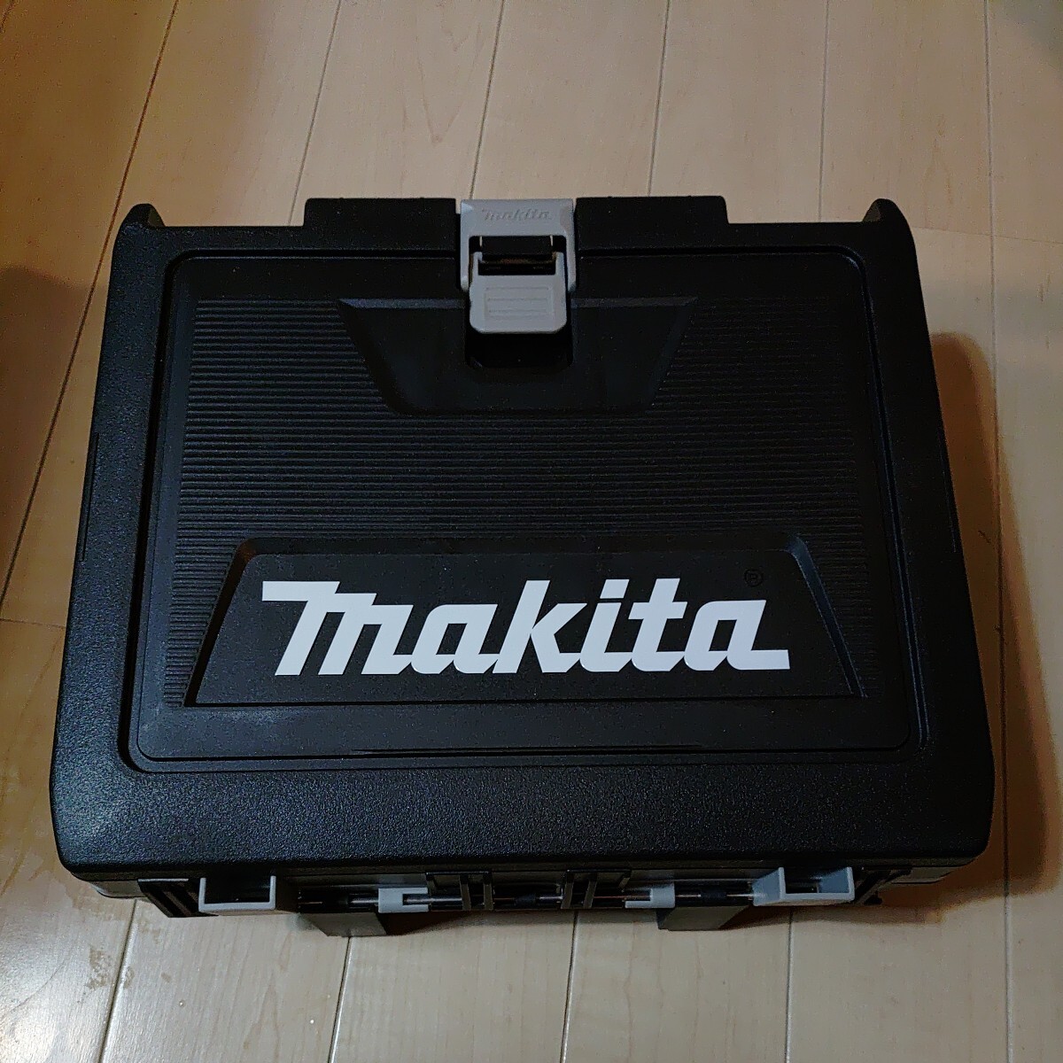 中古　動作確認しました　マキタ makita 18V 充電式インパクトドライバ TD171D オーセンティックパープル 充電器_画像6