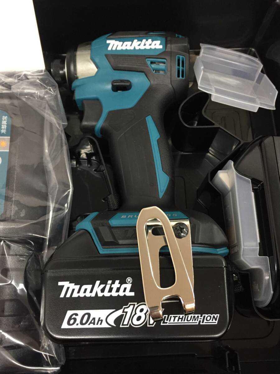 【未使用】makita(マキタ) 18v充電式インパクトドライバ ブルー(6.0Ahバッテリx2/充電器/ケース) TD173DRGX　　/ITZGXPQ2NVNW_画像2