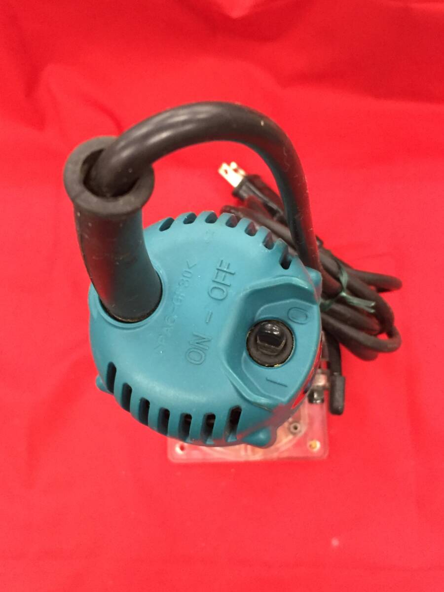 【中古品】マキタ(makita) 電子トリマ 6mm 3707FC　/ITQ1YGY8KVL0_画像4