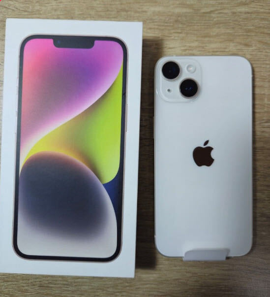 【新品未使用】SIMフリー Apple iPhone14 256GB Starlight スターライト