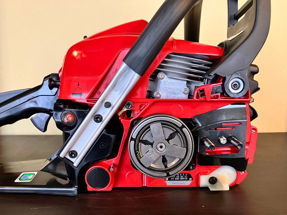 新品未使用 ゼノア gz4350ez 本体のみ ゼノアチェンソー 新品未使用 ゼノア gz4350ez 本体のみ ゼノアチェンソー