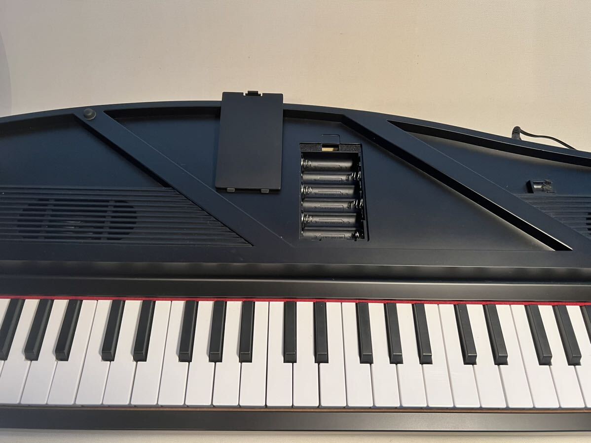 ●中古美品 動作チェック済 KORG microPIANO ACアダプター付●コルグ マイクロピアノ 電子ピアノ 楽器 キーボード 61鍵盤 _画像4