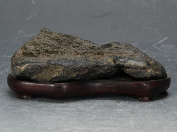 [ISBS].. река камень ( подставка есть )[. гора камень ].. камень суйсеки поддон камень оценка камень Jug re.... линия ширина примерно 16.0.× глубина примерно 8.0.× высота примерно 6.2.[Y2024042706]