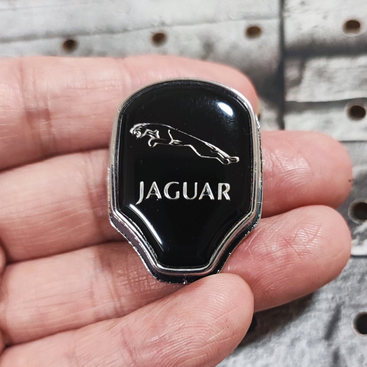 JAGUAR ジャガー メタル アクセサリーフック 1P【シルバー】XE XF XJ X351 Fタイプ Fペイス Eペイス Iペイス ラグジュアリー 車内パーツ_画像5