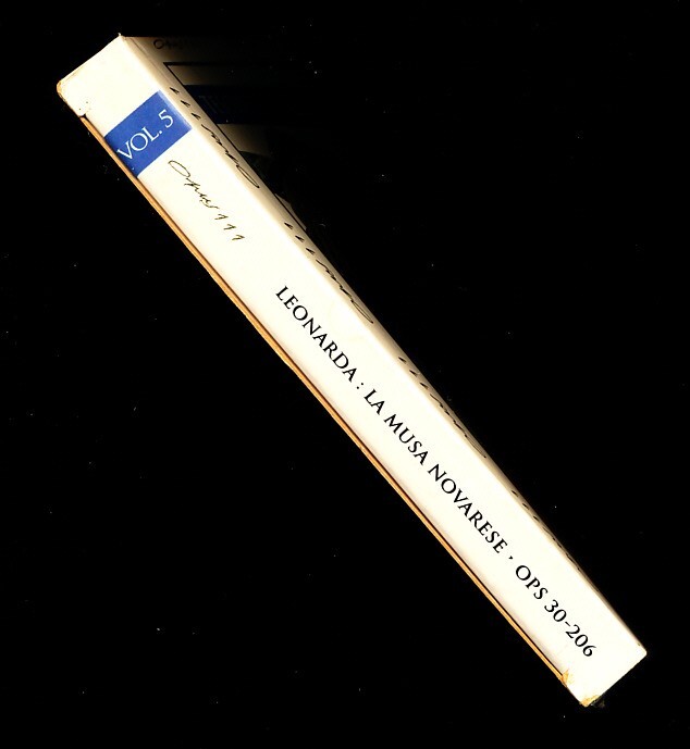 1CD-BOX Opus111 ドーニ/Riccardo Doni - イザベラ・レオナルダ：宗教曲とソナタ集　4枚同梱可能　4EB000007NXM_画像3