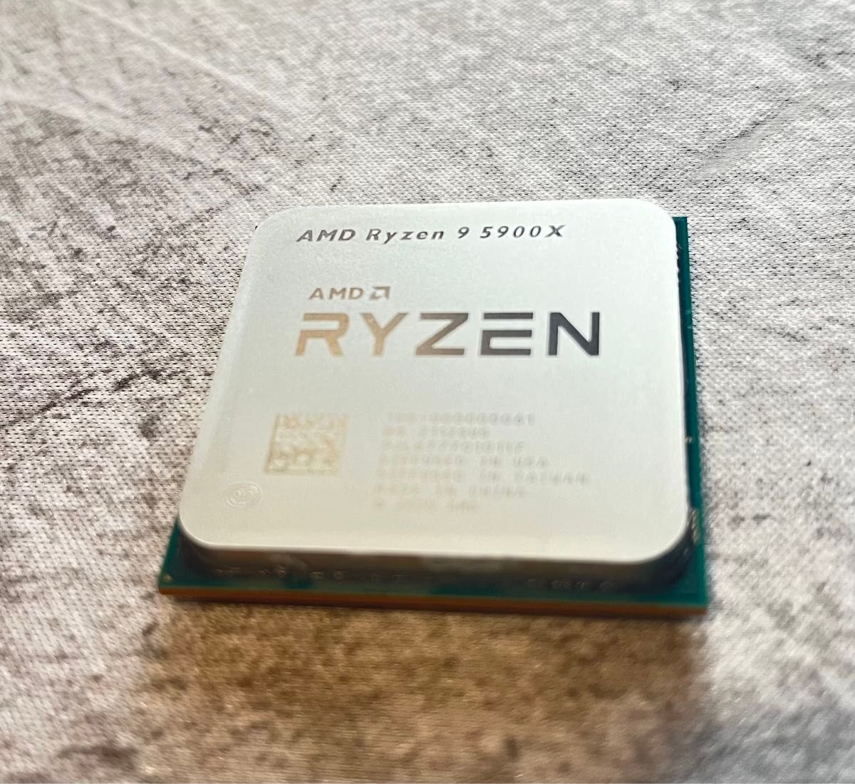 AMD Ryzen 9 5900X 