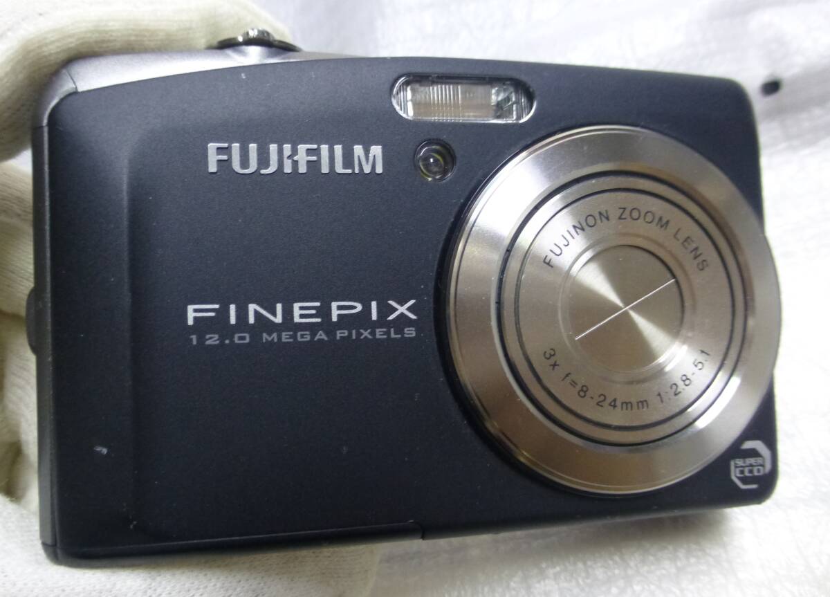 富士フィルム デジカメ FinePix F60fd FUJIFILM　デジタルカメラ_画像2