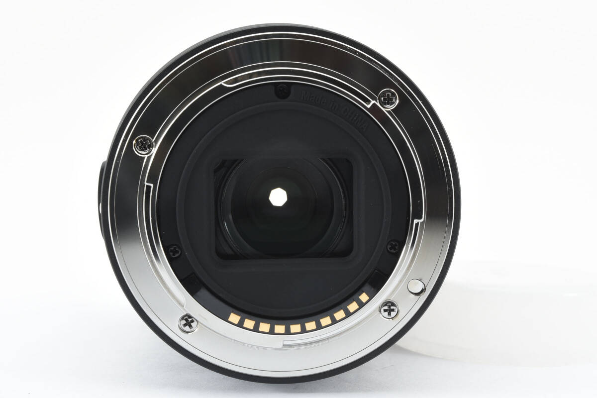 ★ほぼ新品★ SONY ソニー E 18-135mm F3.5-5.6 OSS SEL18135 Emount Eマウント APS-C用 高倍率ズームレンズ (3853)_画像4