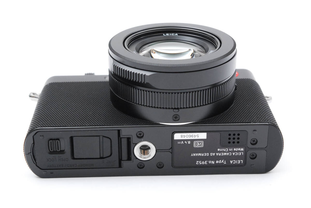 超希少 ★未使用品？★ Leica ライカ D-LUX7 007 Limited Edition 大型センサー搭載デジタルカメラ コンパクトデジタルカメラ (3734)の画像7