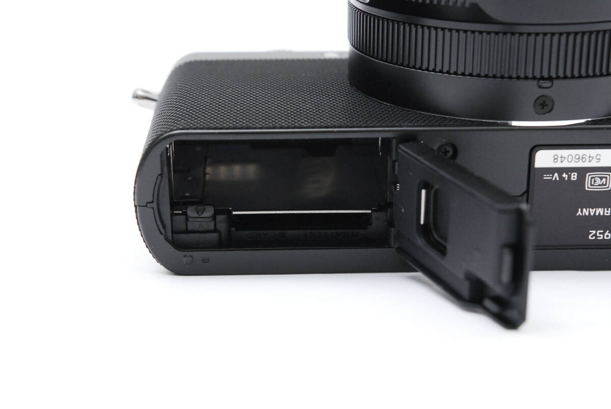 超希少 ★未使用品？★ Leica ライカ D-LUX7 007 Limited Edition 大型センサー搭載デジタルカメラ コンパクトデジタルカメラ (3734)の画像8