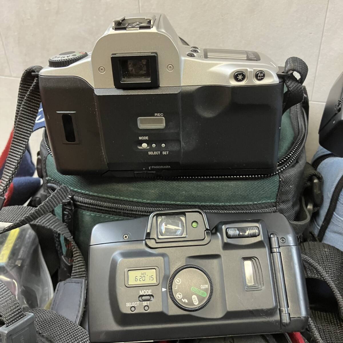[4-208]フィルムカメラ ビデオカメラ 三脚 レンズカバー Canon MINOLTA Panasonic RICOH まとめ売り_画像7