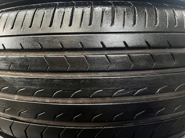 215/60R16 YOKOHAMA BluEarth RV-03　2022年製　4本　24,000円　京都から_画像3