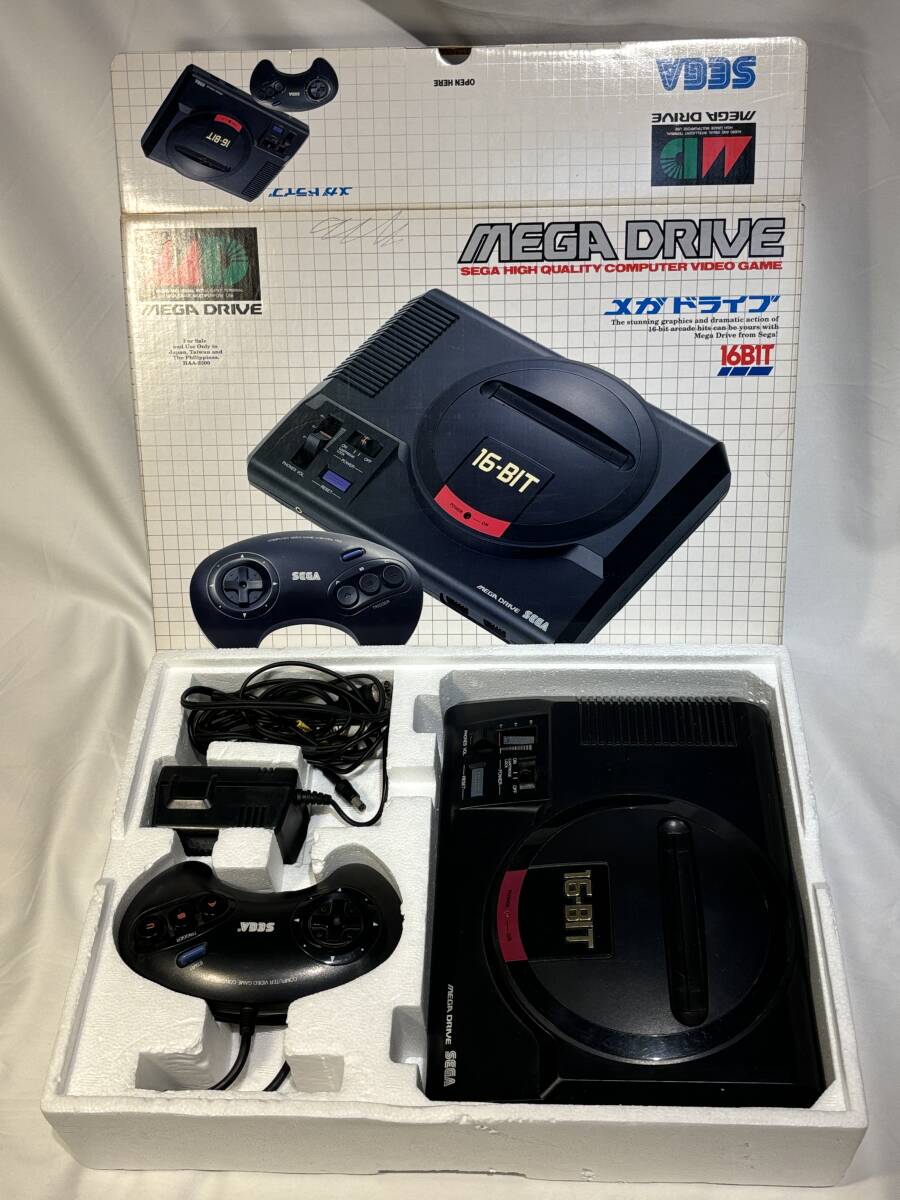 SEGA MEGA DRIVE HAA-2500【通電確認済み】セガ メガドライブ 16BIT ゲーム機本体・電源アダプター・AVケーブル・コントローラー・外箱付きの画像1