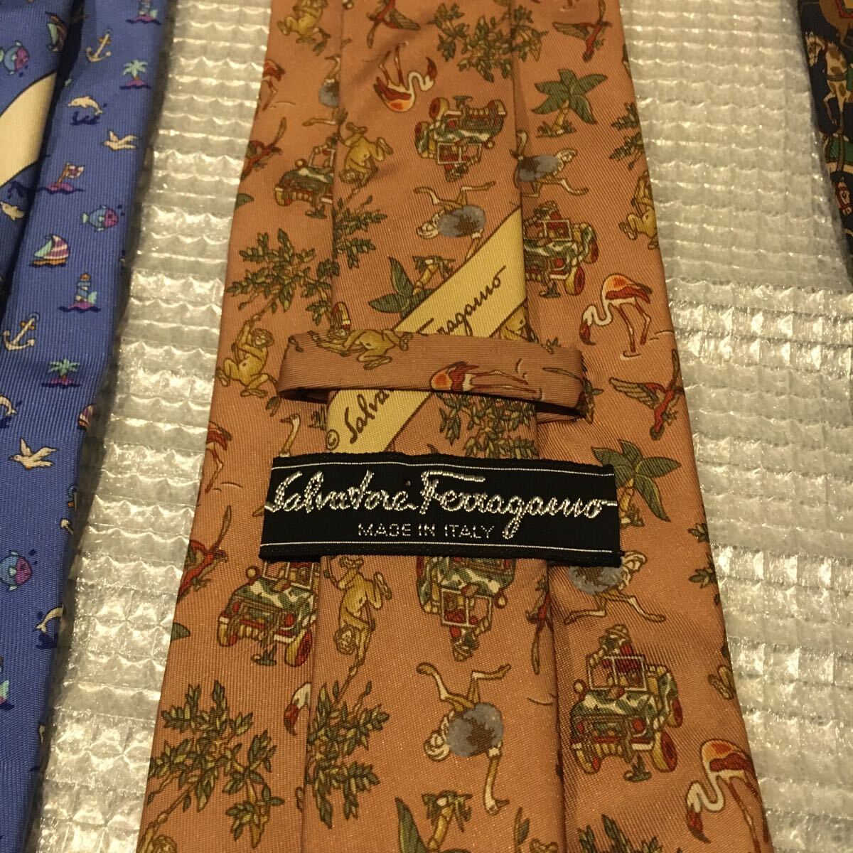  новый товар не использовался есть превосходный товар только 4 шт. комплект Salvatore Ferragamo GIORGIO ARMANI галстук единая стоимость доставки 520 иен Ferragamo Armani 