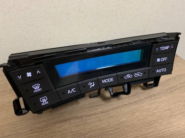 30系 プリウス 前期 エアコンスイッチ LED打ち換え済み基板 液晶反転加工 完成品ASSY_画像4