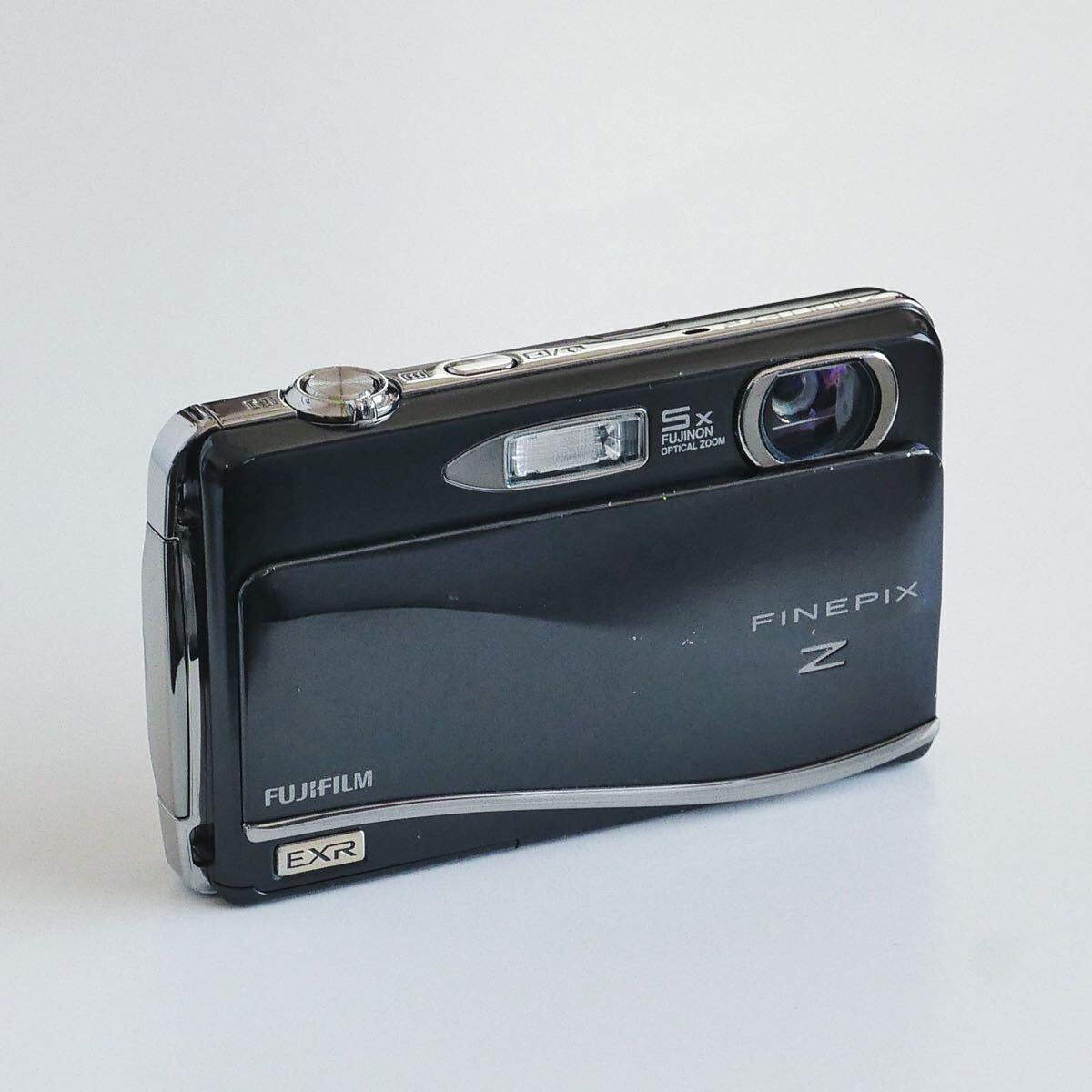 〈即決〉 FUJIFILM フジフィルム FinePix Z800EXR デジタルカメラ の画像1